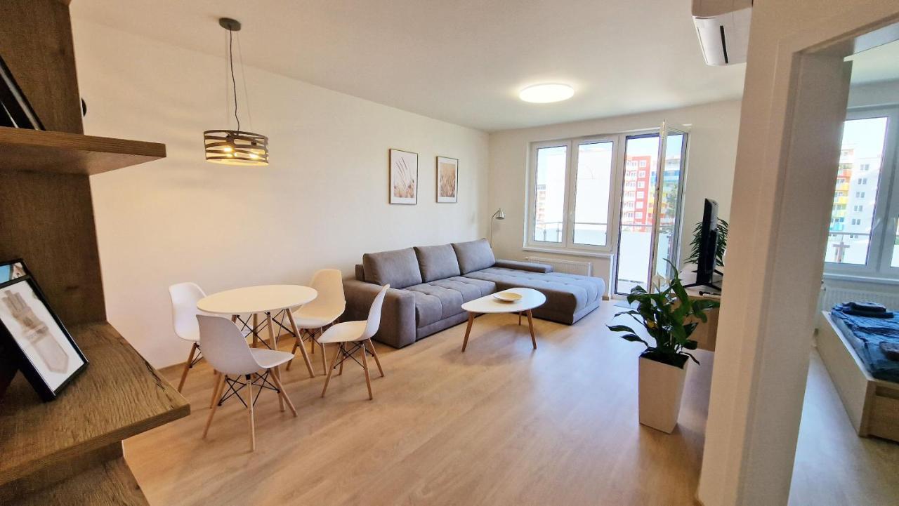 Luxo 2 Room Apartments By Bratislavatrip Eksteriør billede